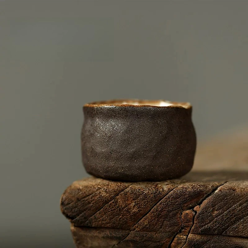 Handmade Ceramic Mug - 수제 와비사비 스타일의 거친 질감 도자기